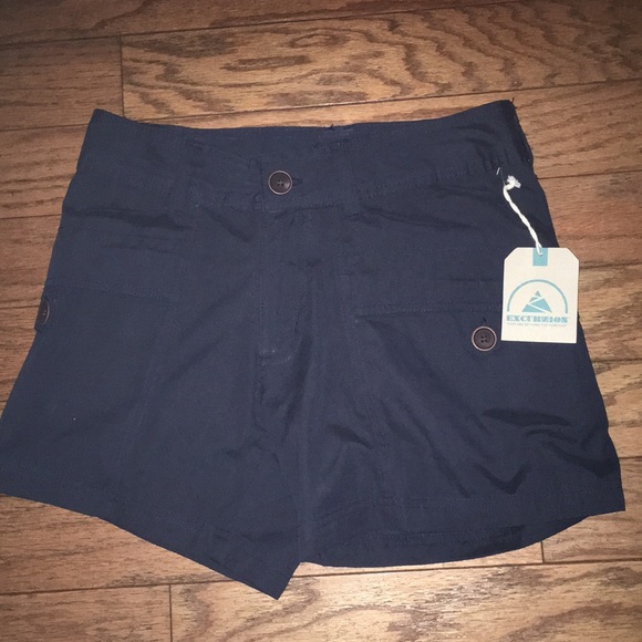 Excursion Women’s Shorts - Picture 1 of 3